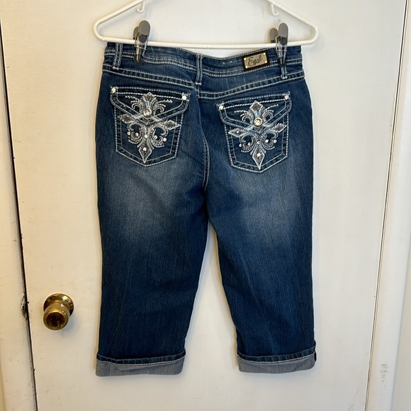 Earl Jean Women’s Capri Embellished Size 8P - Picture 1 of 7